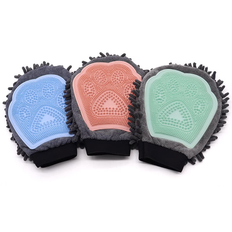 Pet Grooming Glove thumbnail 5