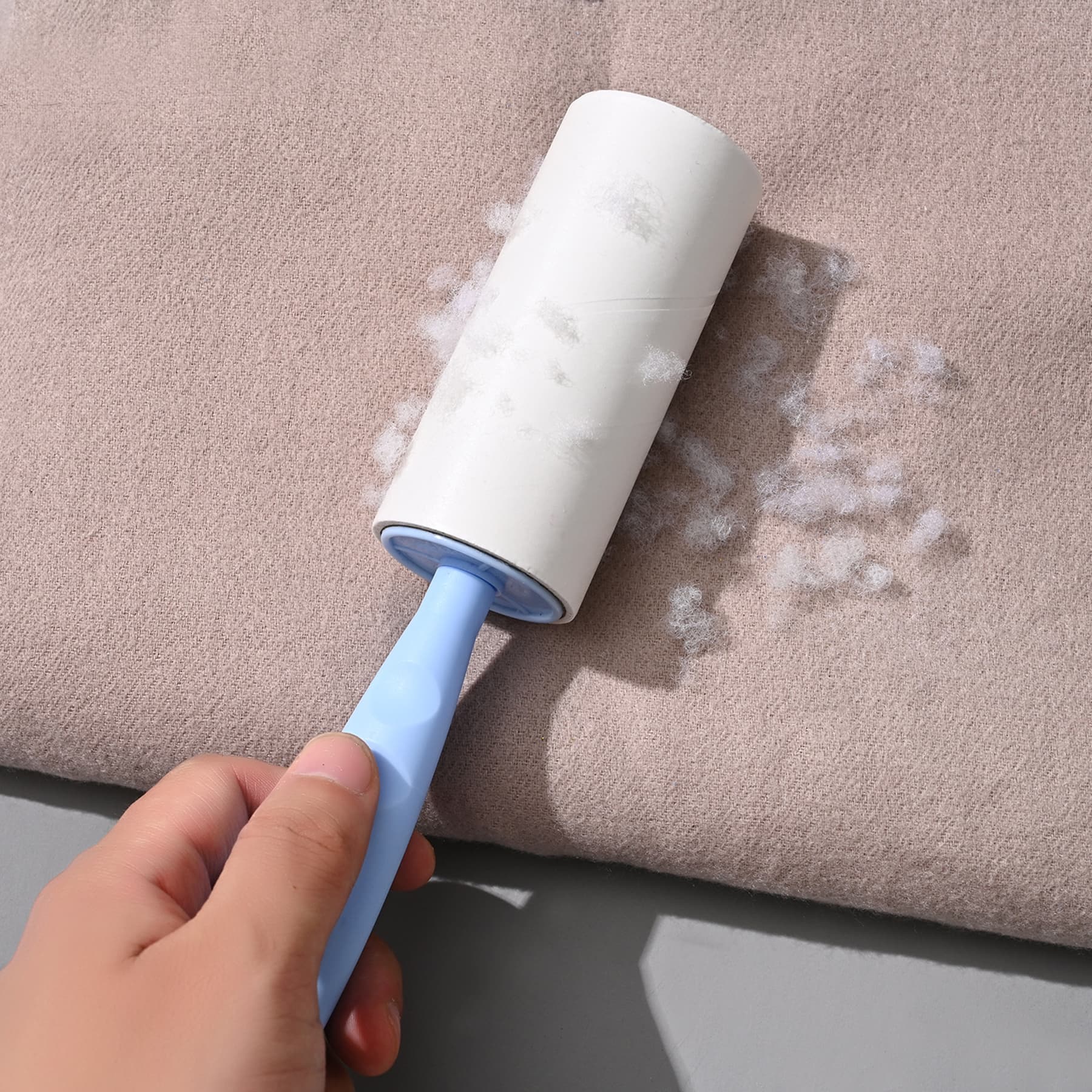 Sticky Dust Lint Roller Removal