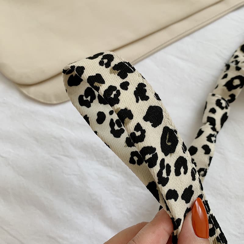  Women’S Large Capacity Lightweight Shoulder Bag