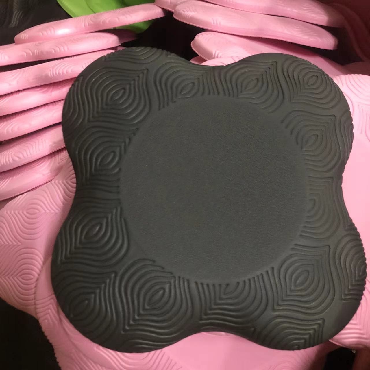 Yoga Knee Pad Cushion thumbnail 9