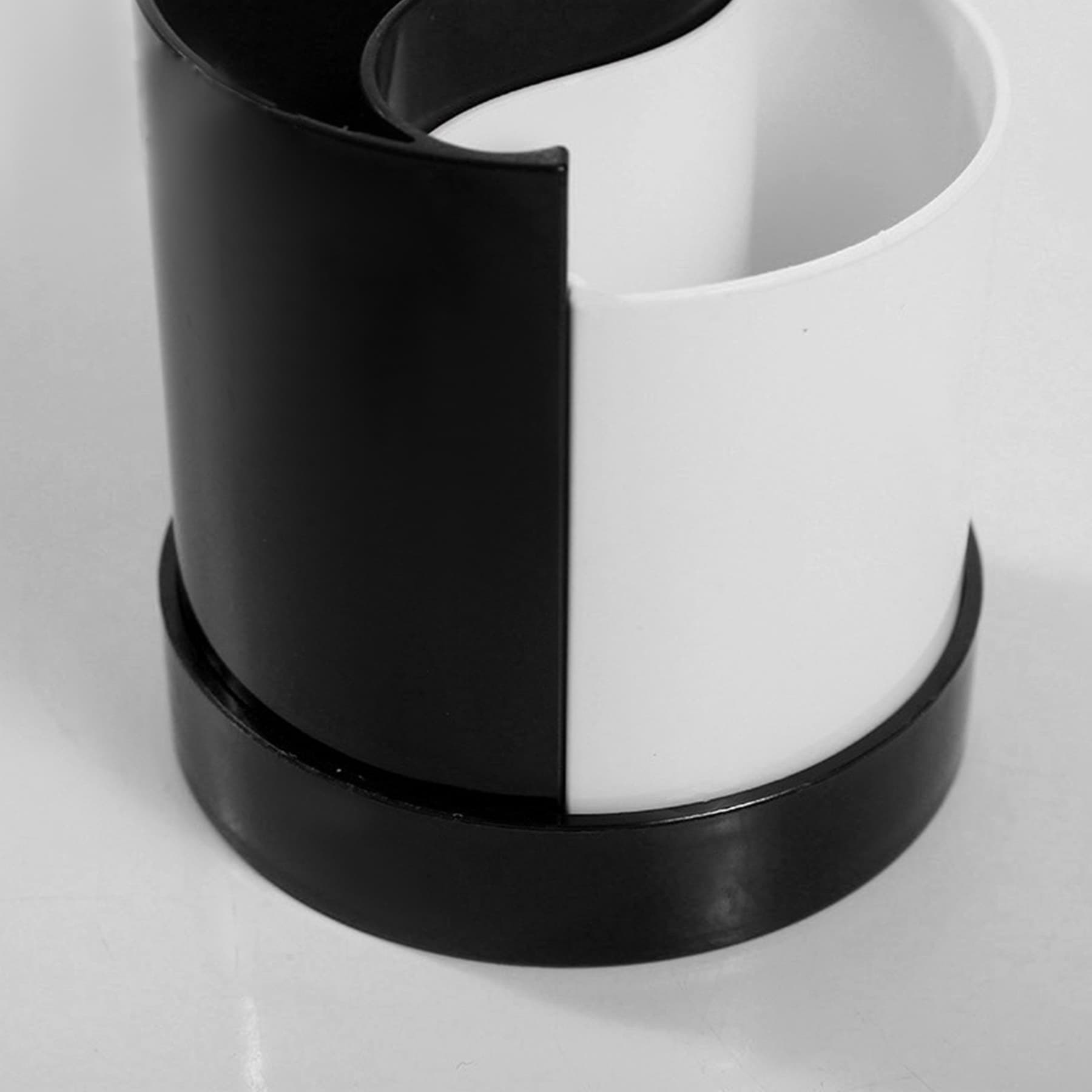 Desk Pen Holder thumbnail 2