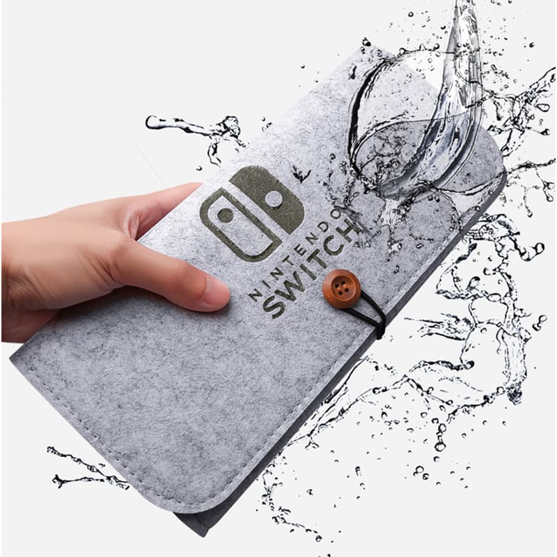 Carrying Case For Game Console thumbnail 3