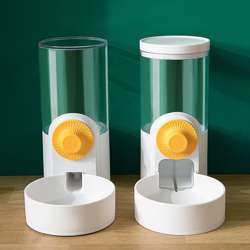 Cat Food and Water Feeder Dispenser Set thumbnail 2