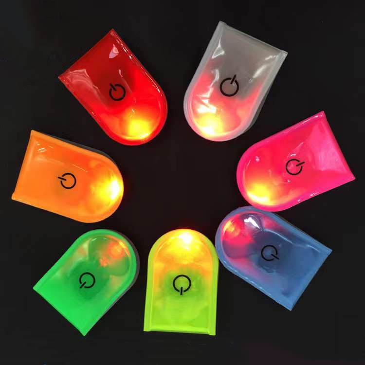 LED Safety Light Magnetic Clip thumbnail 2