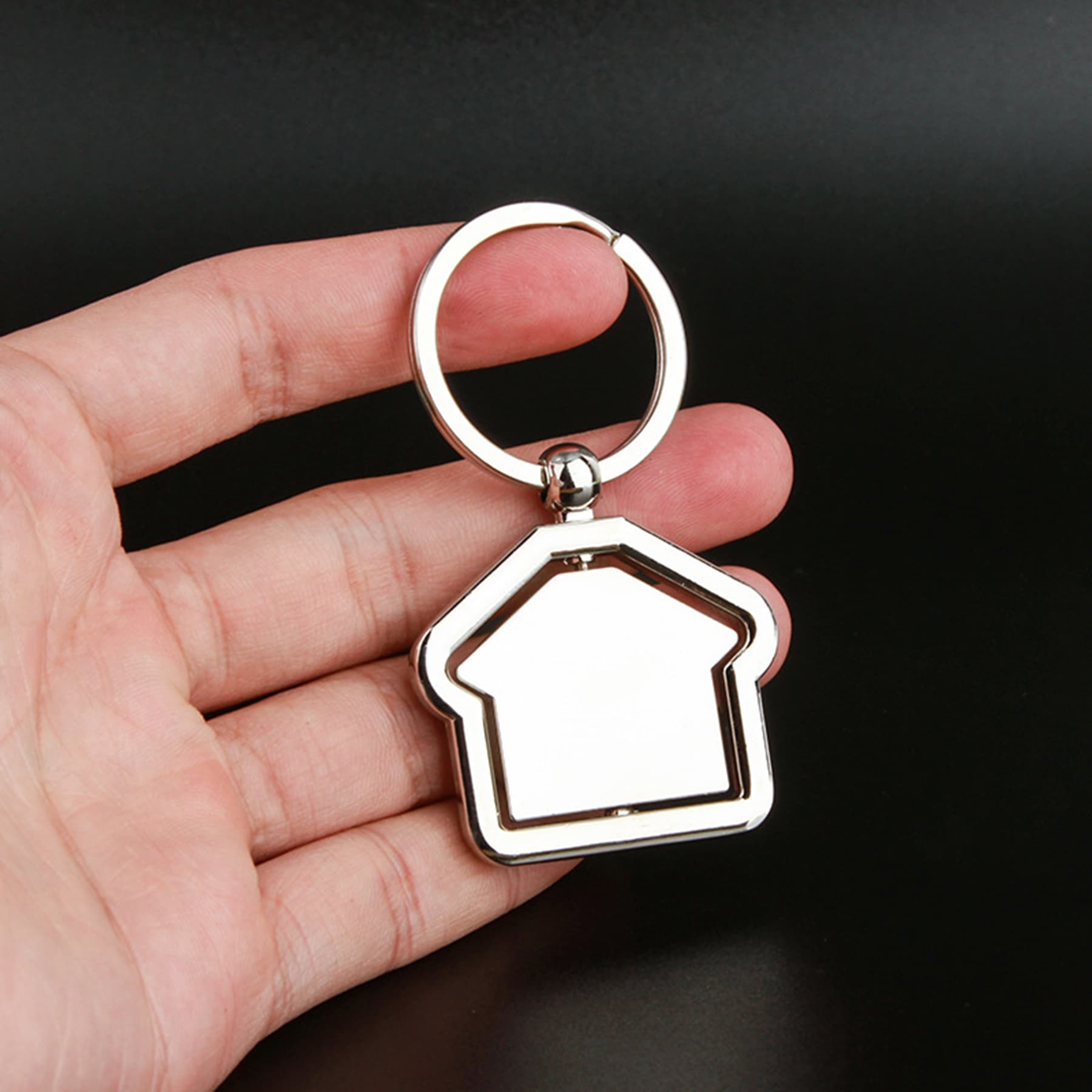 Metal Rotate House Shape Keychain thumbnail 5