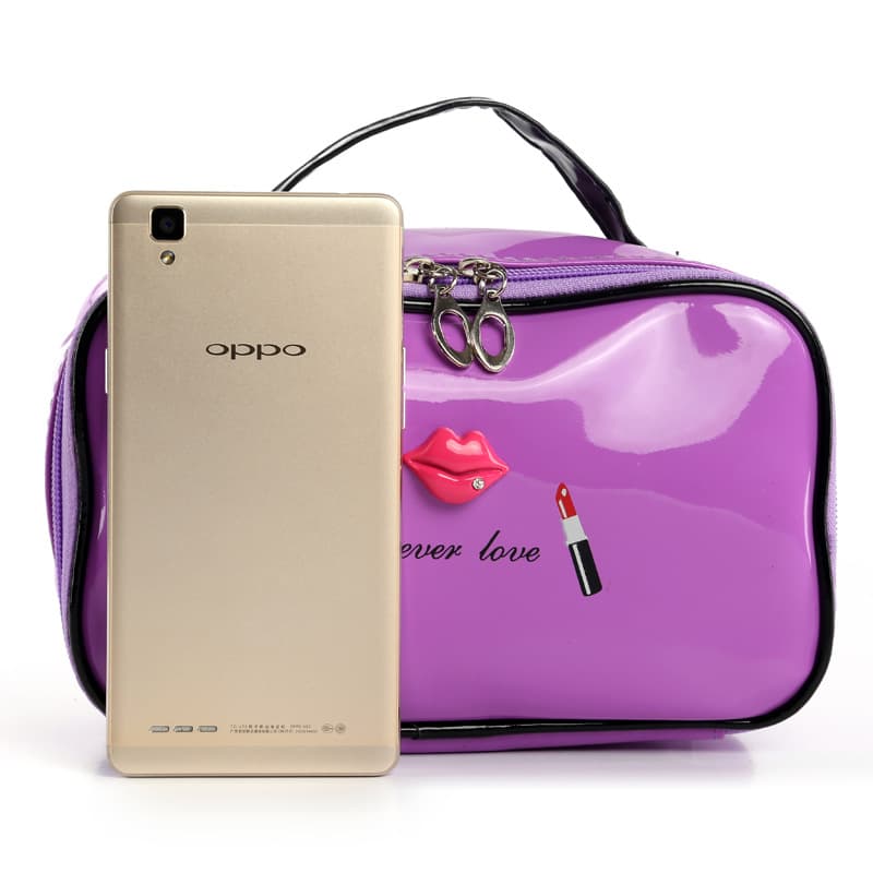 Shining Makeup Travel Bag thumbnail 2