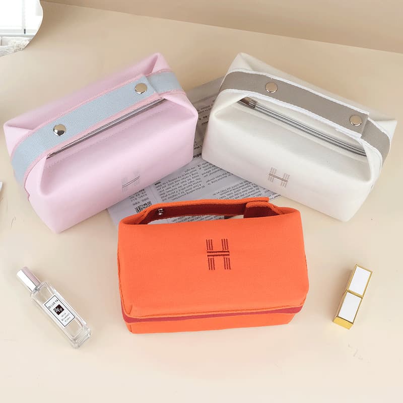 Canvas Portable Travel Cosmetic Bag thumbnail 5