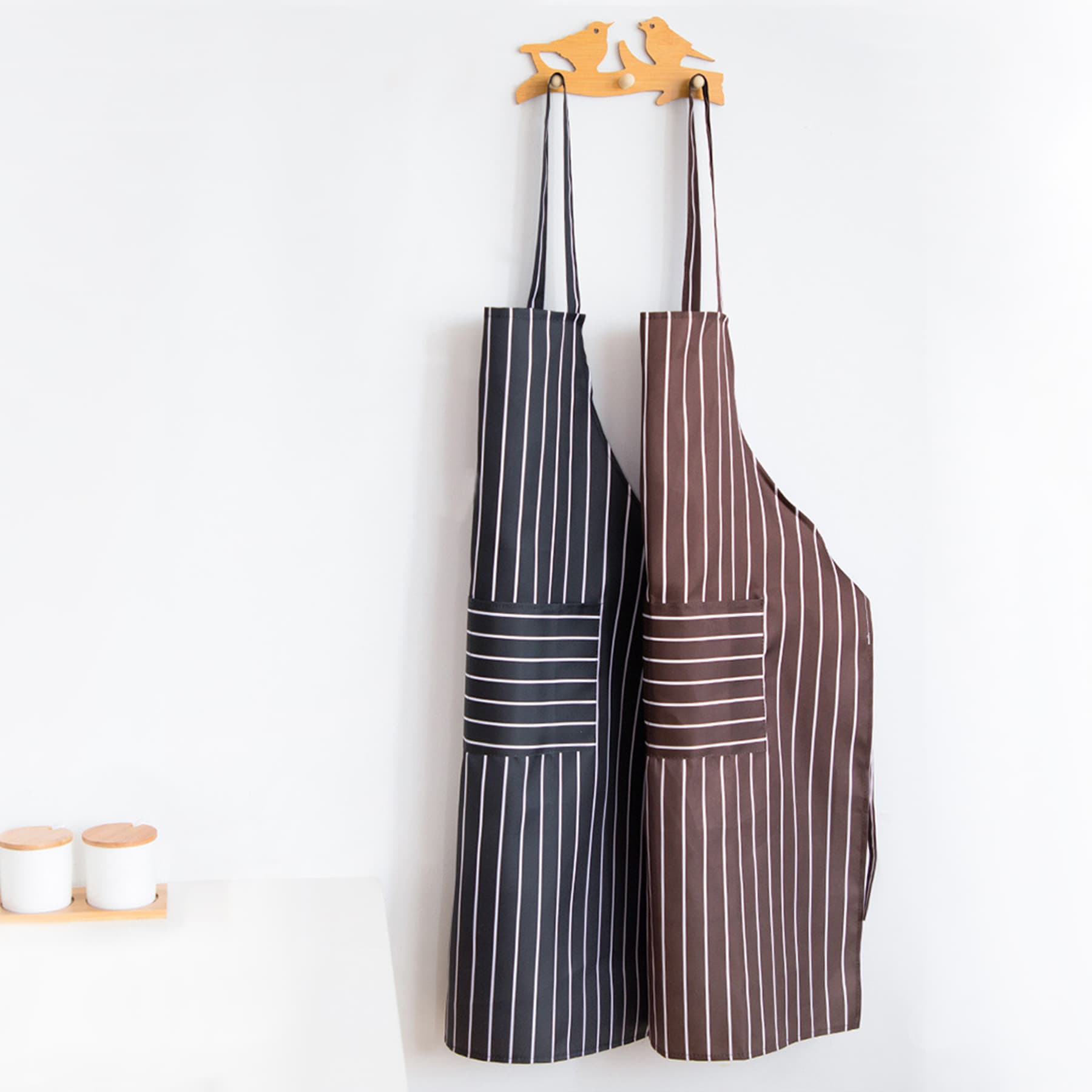 Striped Apron with Two Pockets thumbnail 2