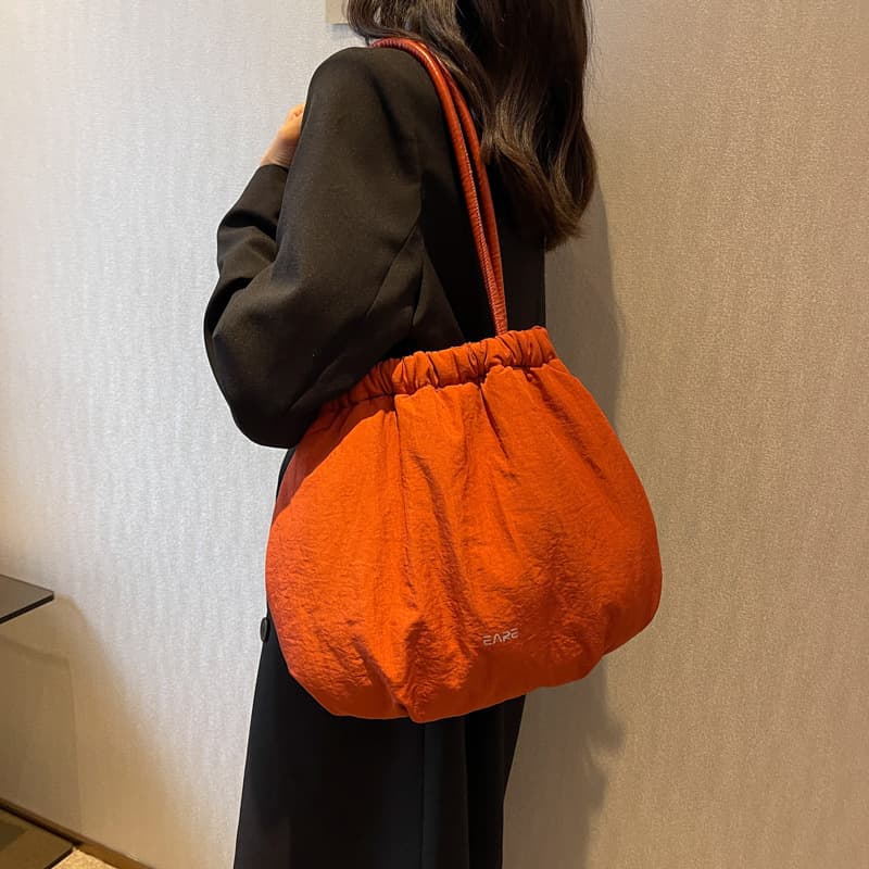 Nylon Fluffy Large Capacity Tote Shoulder Bag thumbnail 4