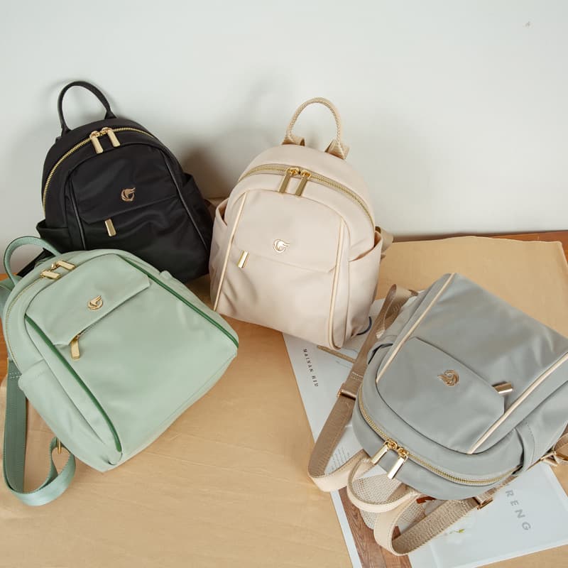 Lightweight Oxford Backpack For Women thumbnail 4