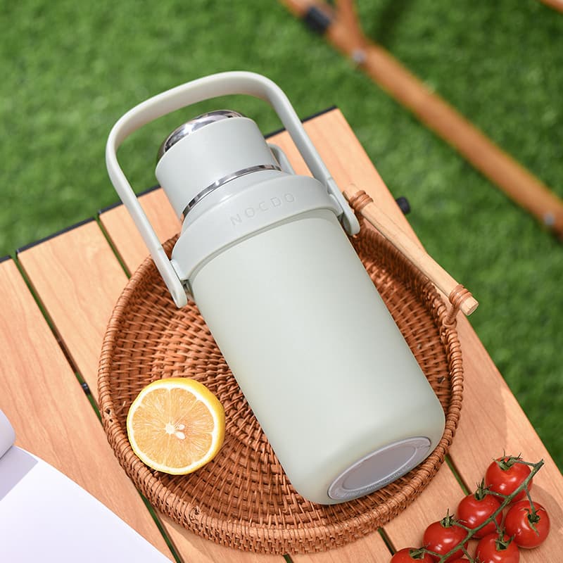 35 oz Large Capacity Stainless Steel Vacuum Insulated Bottle thumbnail 6