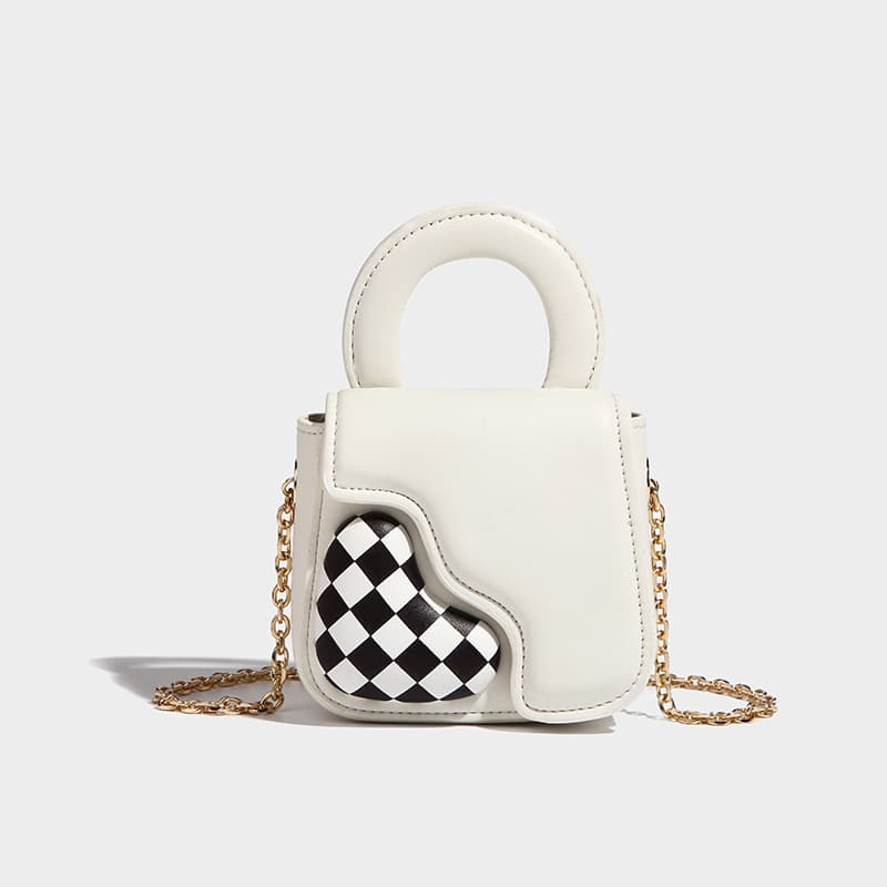 PU Leather Chain Love Shaped Crossbody Bag thumbnail 7