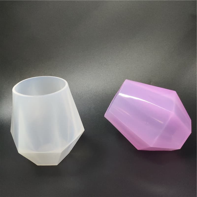 10oz Diamond Silicone Wine Glass thumbnail 8