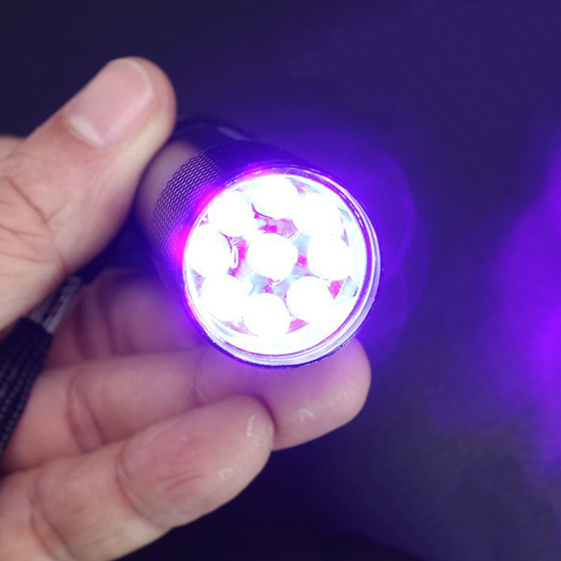 Aluminum 9 Led Flashlight with Strap thumbnail 10