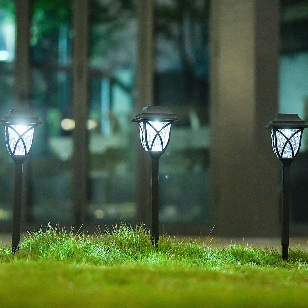 Outdoor Solar Lights thumbnail 3