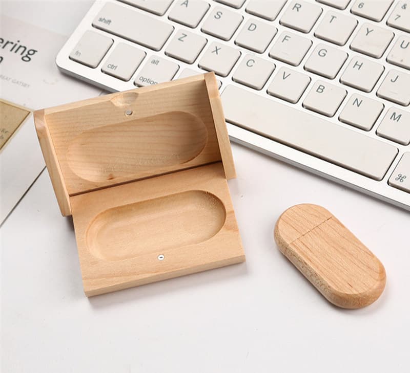4 GB ellipse wood usb drive