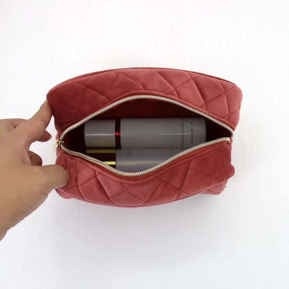 Women’s Cosmetic Bag thumbnail 3
