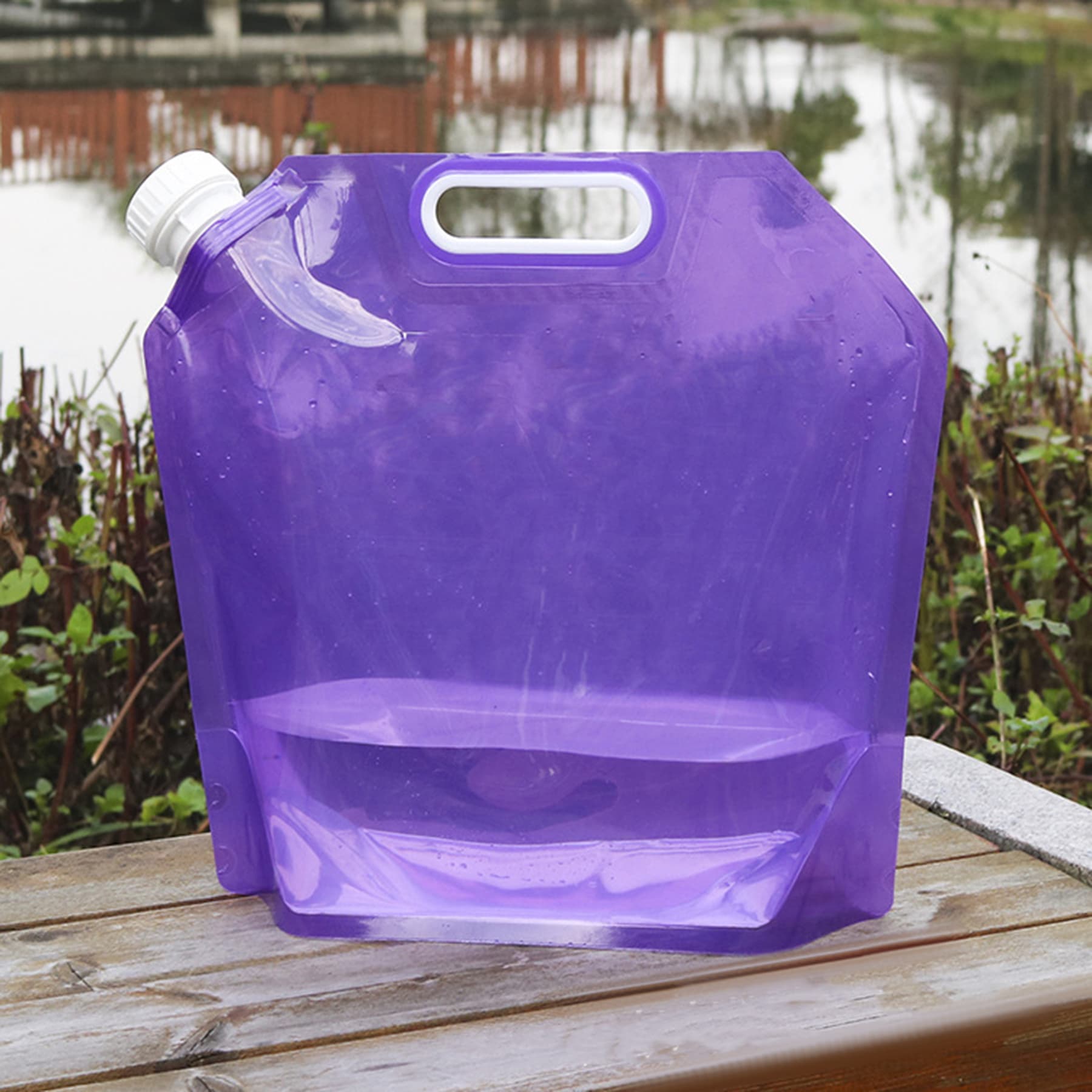 2.6 Gallon Collapsible Water Container Bag thumbnail 9