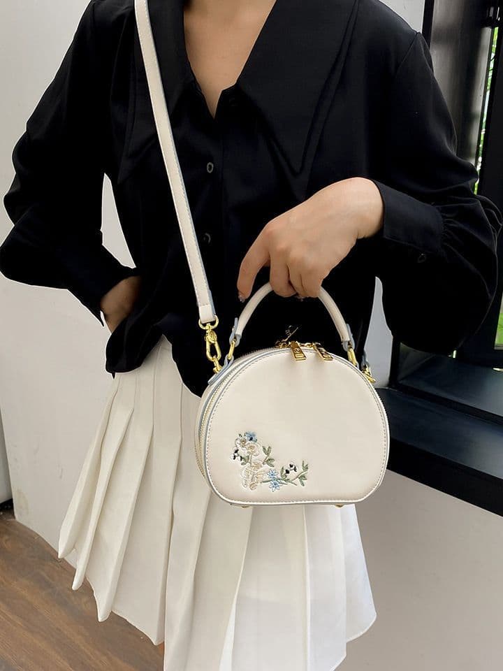 PU Embroidered Fashion Handbag Crossbody Bag thumbnail 5