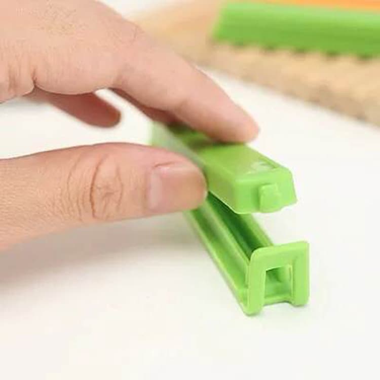 4.3"x0.55" Plastic Sealing Clips For Food Packages thumbnail 3