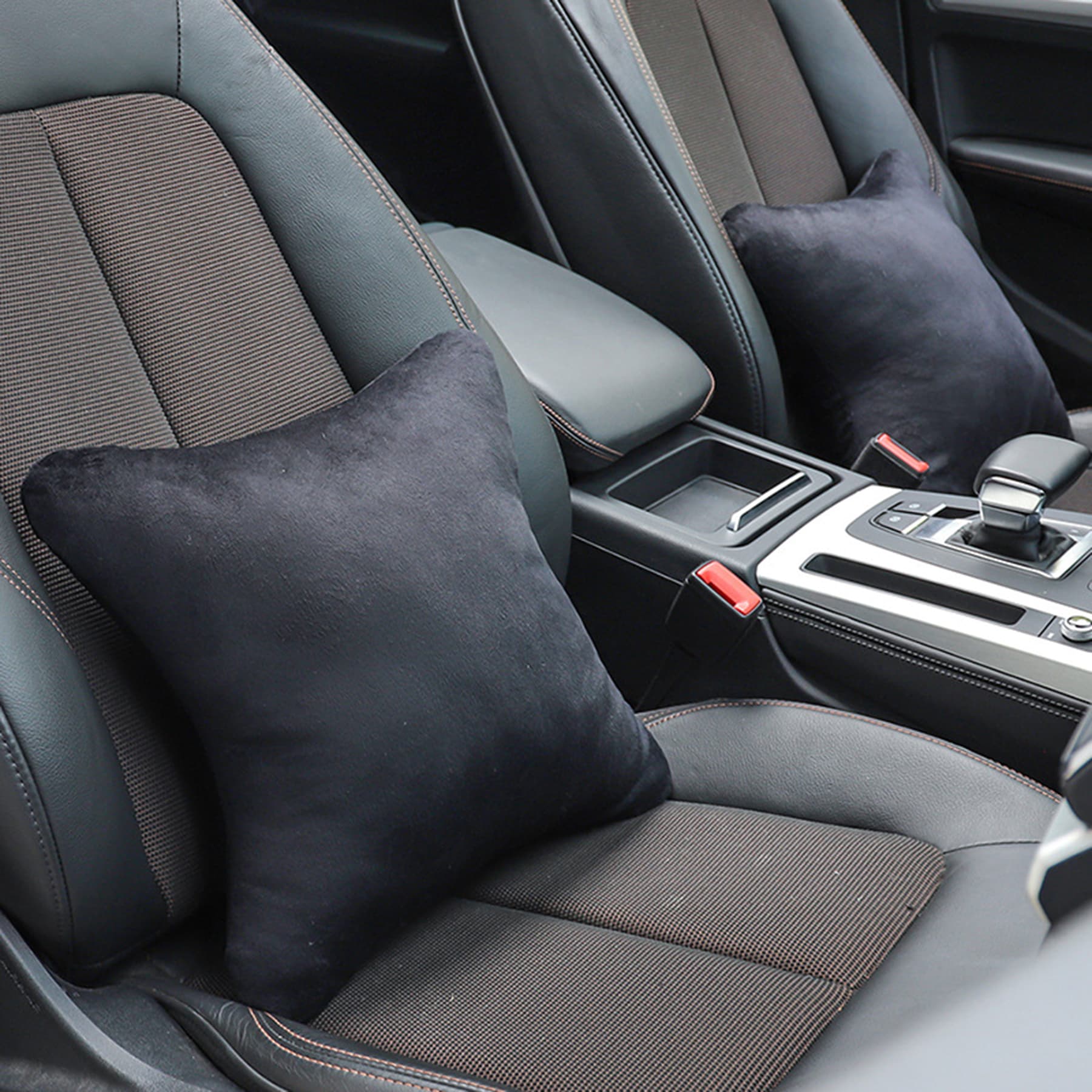 Bone-Shaped Neck Pillow thumbnail 4