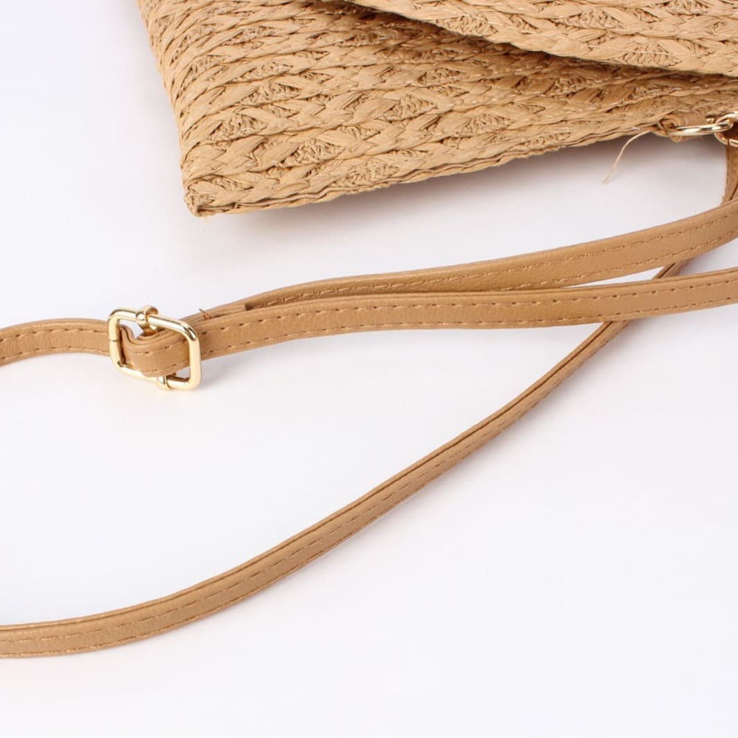 Natural Straw Bag Hand Woven Round Handle Handbags Retro