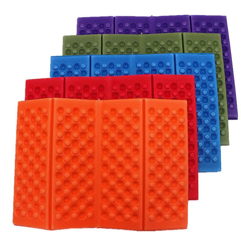 Outdoor Foldable Moisture-Proof Mat thumbnail 2