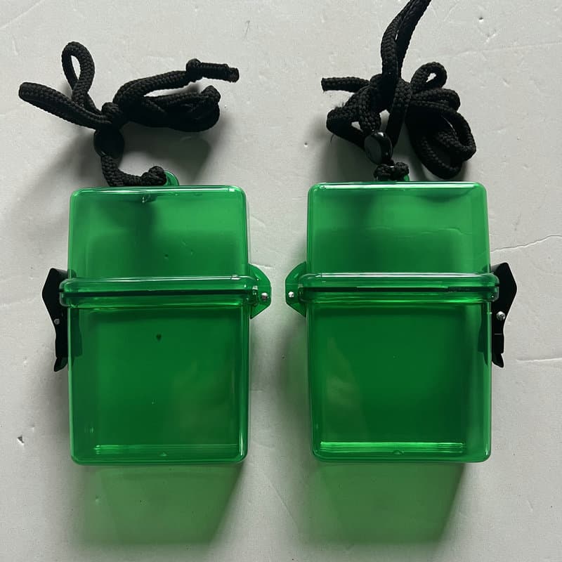 Waterproof Hanging Ring Cigarette Business Card Case thumbnail 8