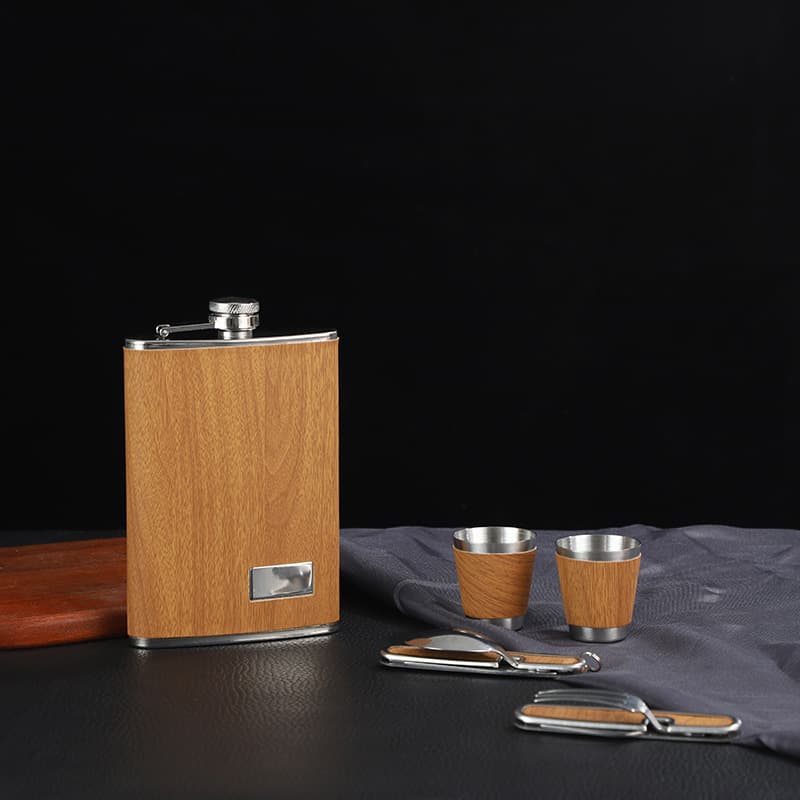 Portable Stainless Steel Flask Knife And Fork Gift Box thumbnail 2