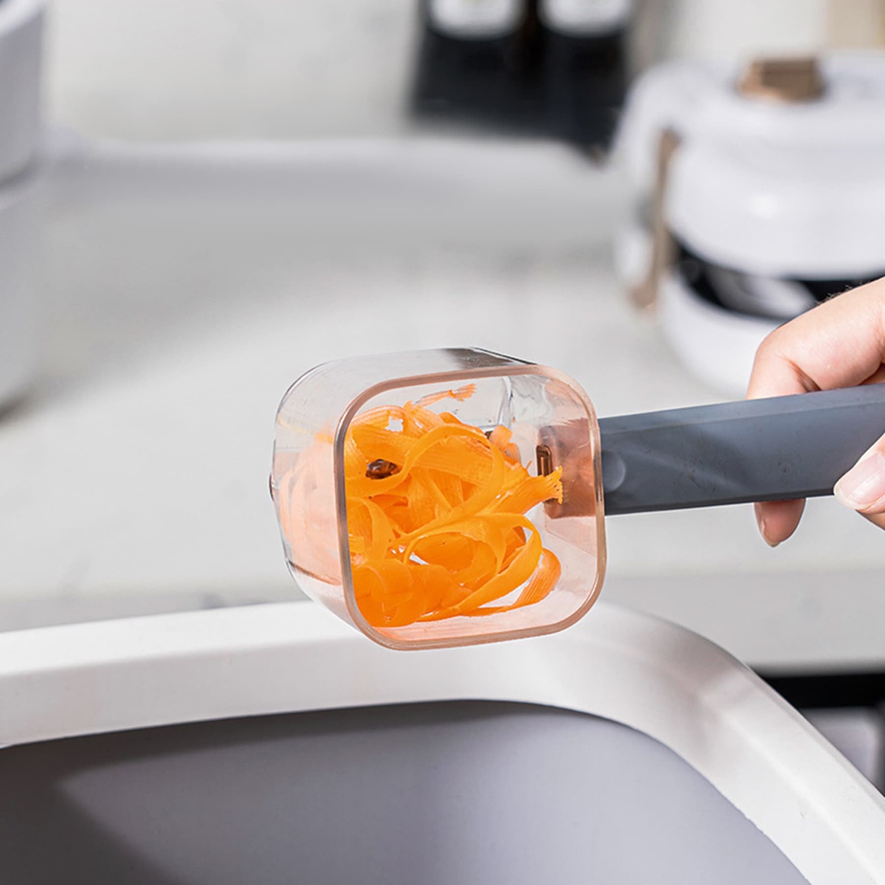 Vegetable And Fruits Peeler thumbnail 3