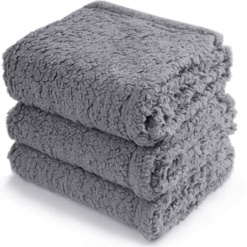 Soft Cozy Fleece Throw Pet Blankets thumbnail 3