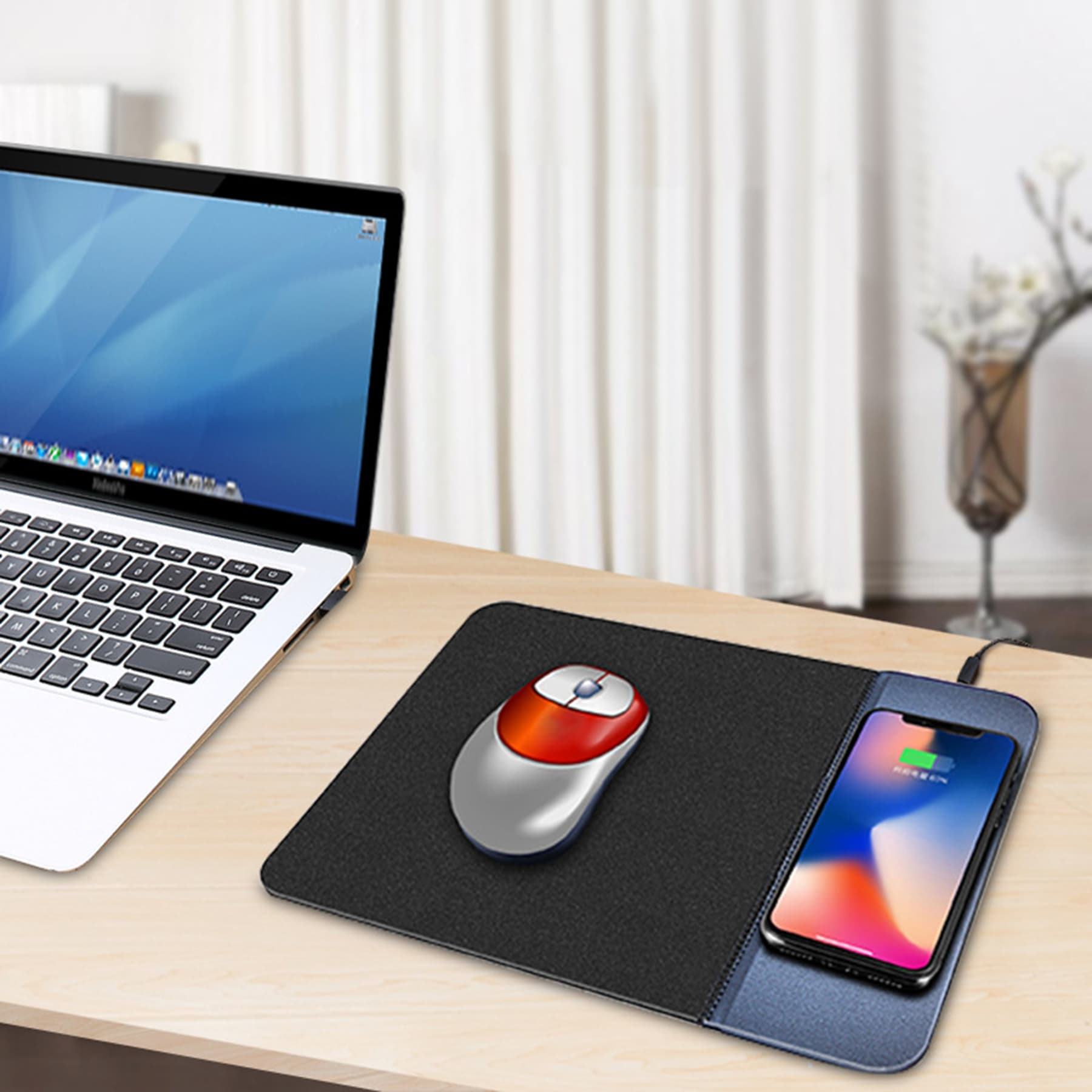 Wireless Charging Mouse Pad thumbnail 4
