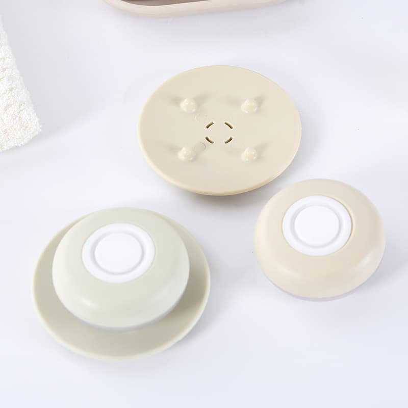 Travel Squeeze Toiletry Bottles thumbnail 6