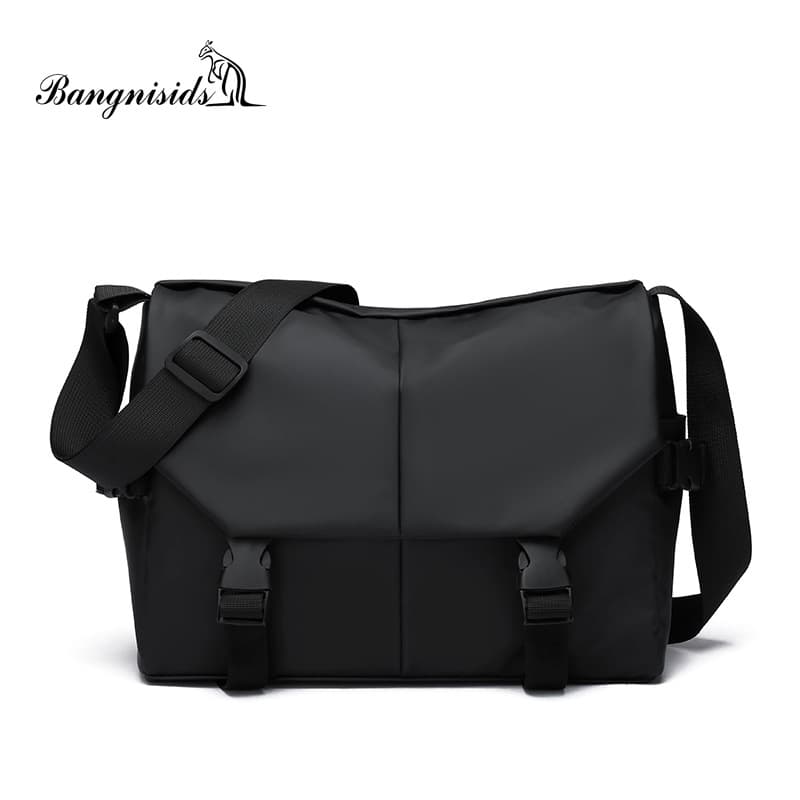 Large-capacity sports shoulder Messenger bag thumbnail 3