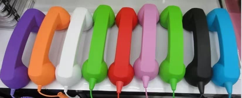 Wire Handset Receivers for a Mobile Phone thumbnail 3