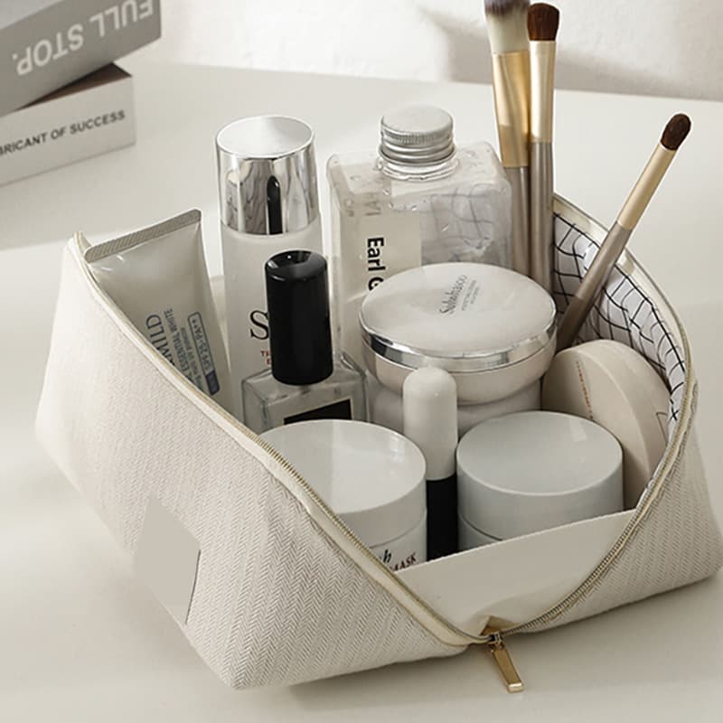 Travel Makeup Pouch Cosmetic Bag thumbnail 3