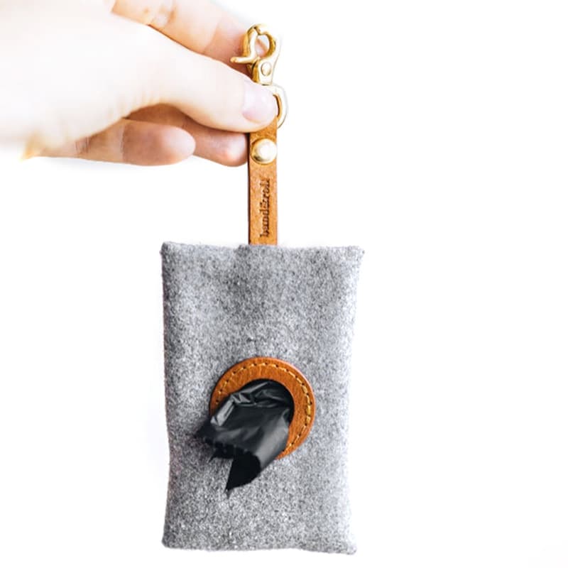 Felt Waste Bags Holder Dispenser With Poop thumbnail 2