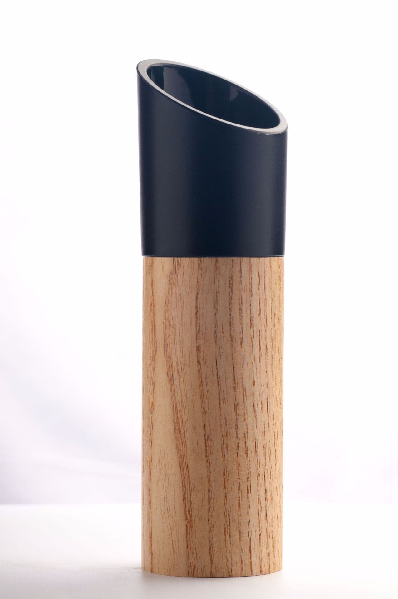 Salt & Pepper Mill Set thumbnail 3