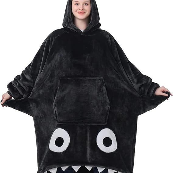 Oversized Microfiber & Sherpa Wearable Blanket thumbnail 5