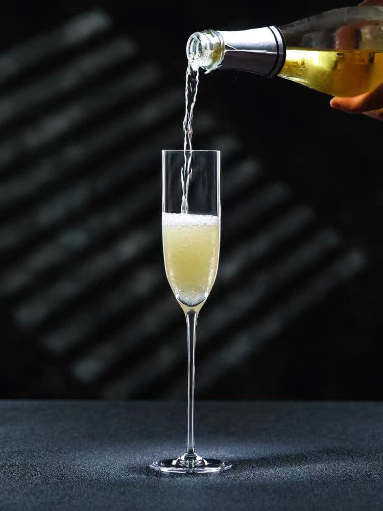 8oz Premium Crystal Champagne Glasses Elegant Flute Set of 4 thumbnail 6