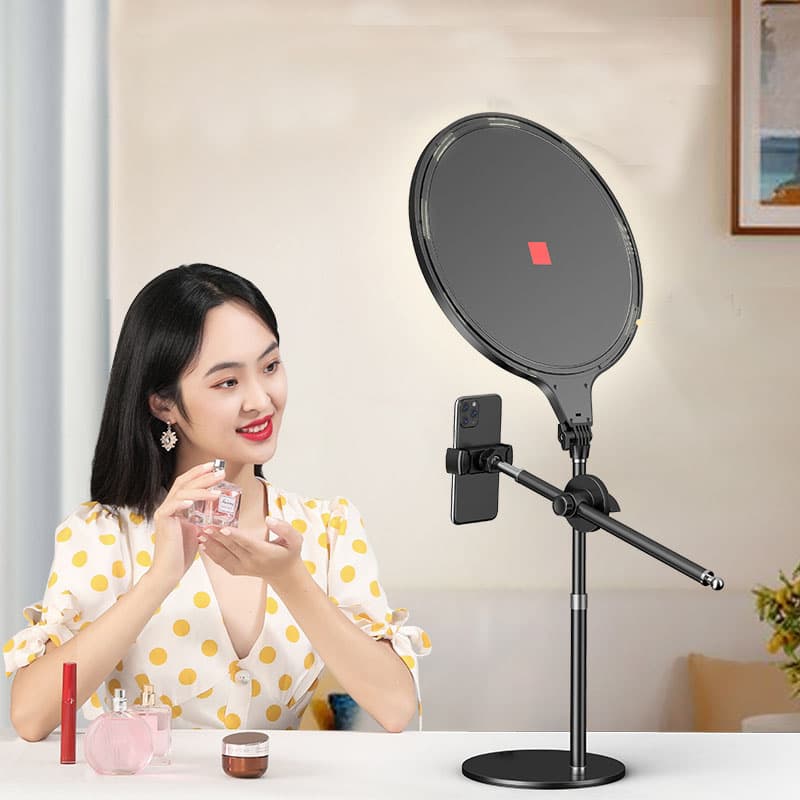 LED Video Key Light With Extendable Desktop Stand thumbnail 3