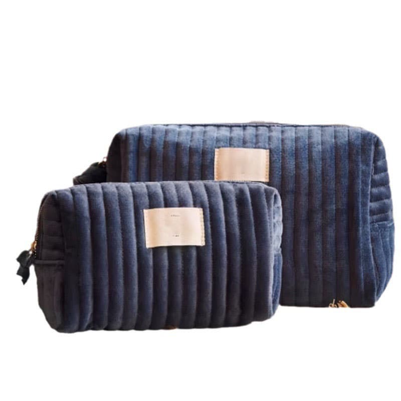 Women’s Cosmetic Bag thumbnail 2