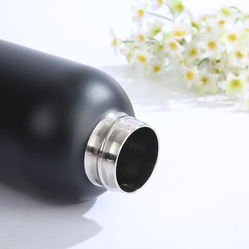 Vacuum Bottle with Bamboo Lid and Base thumbnail 4