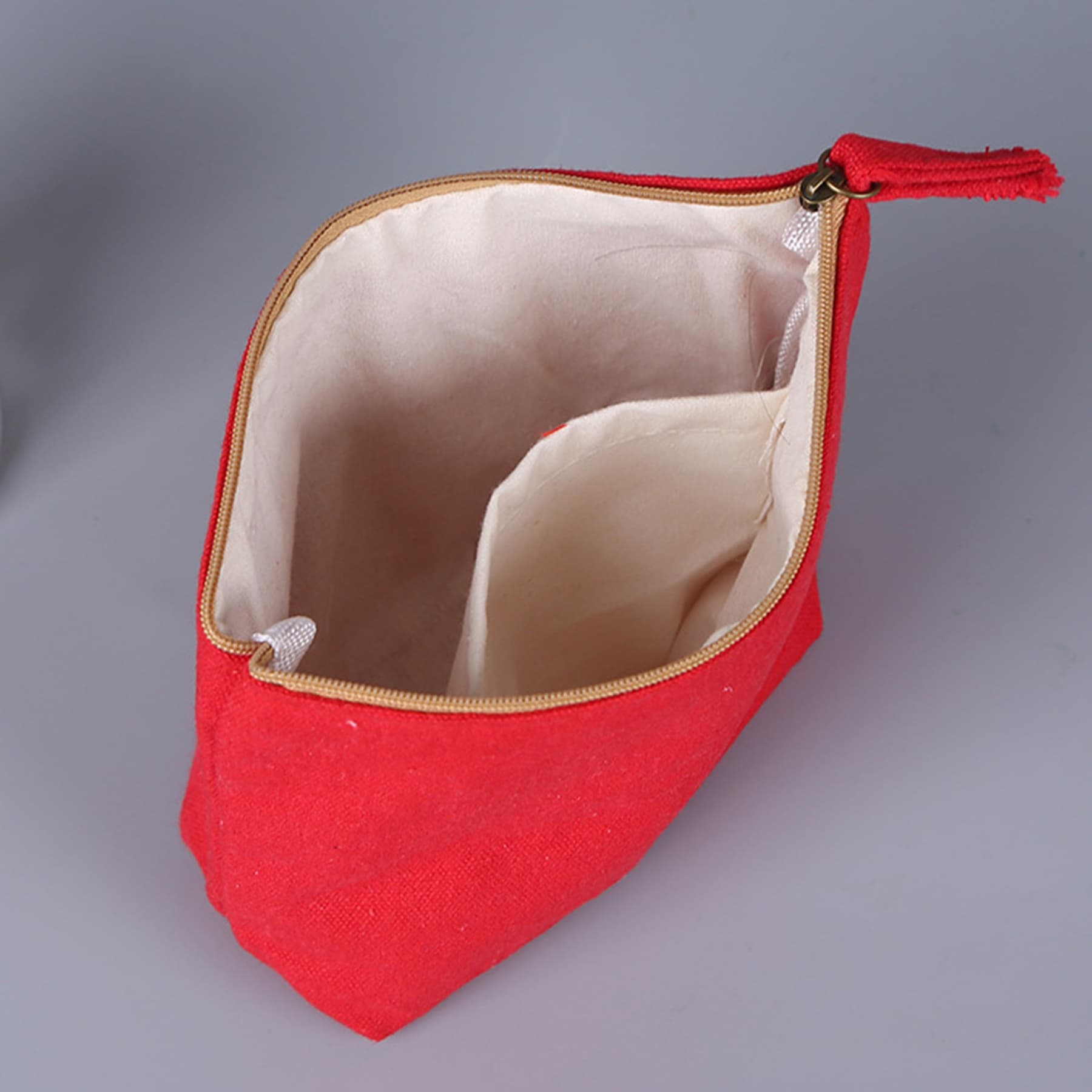 Portable Makeup Bags thumbnail 2