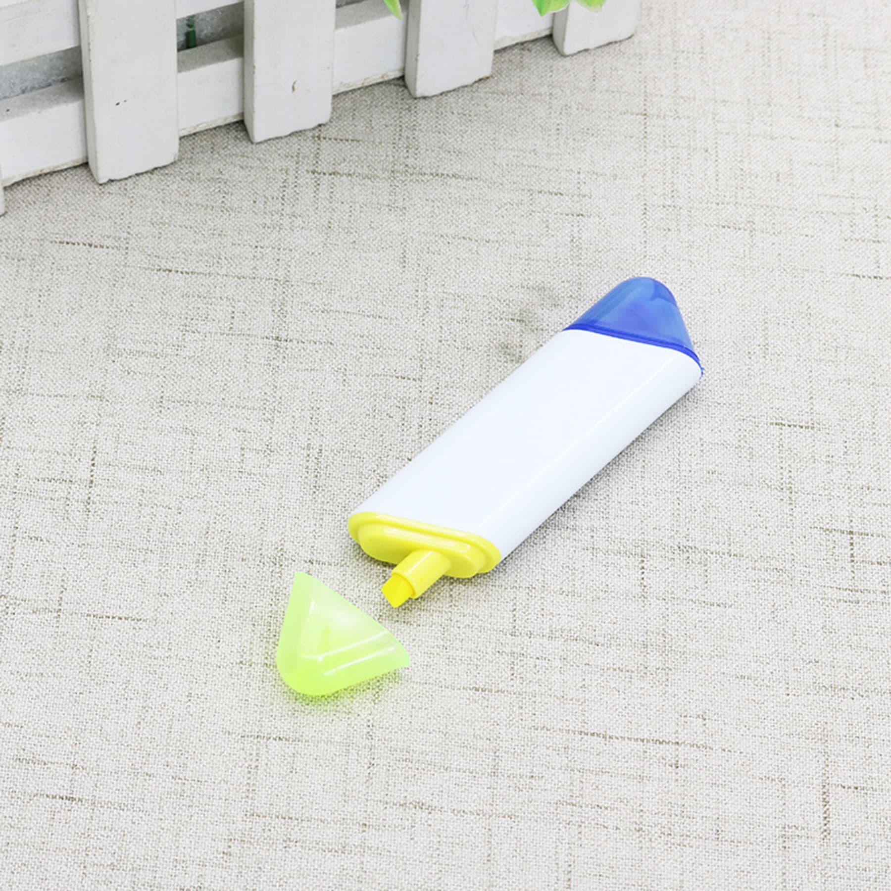 Lighter Dual-Ended Highlighter thumbnail 15