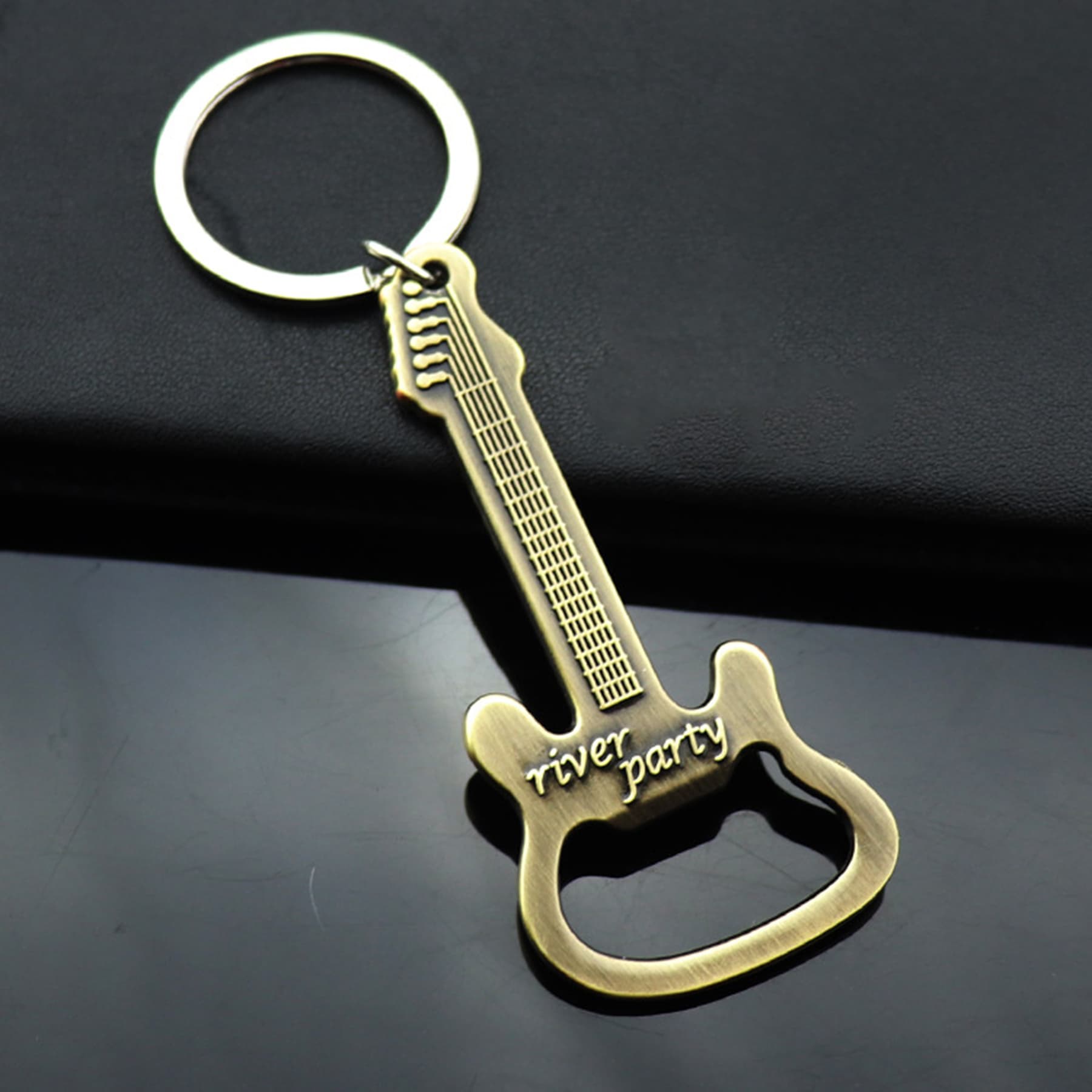 Metal Guitar Shape Key Chain thumbnail 6