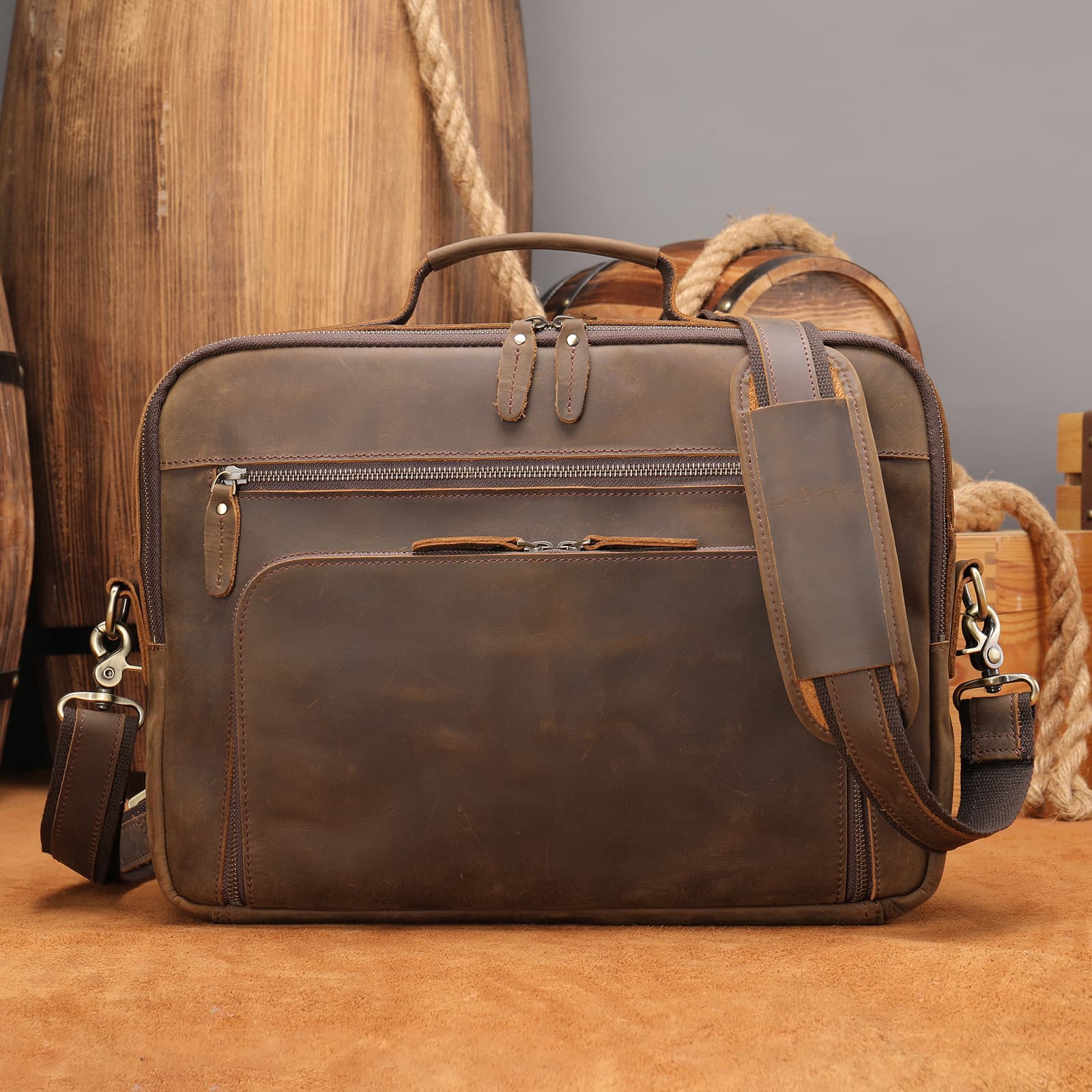 Genuine Leather lightweight Laptop Messenger Sleeves/Cases thumbnail 6