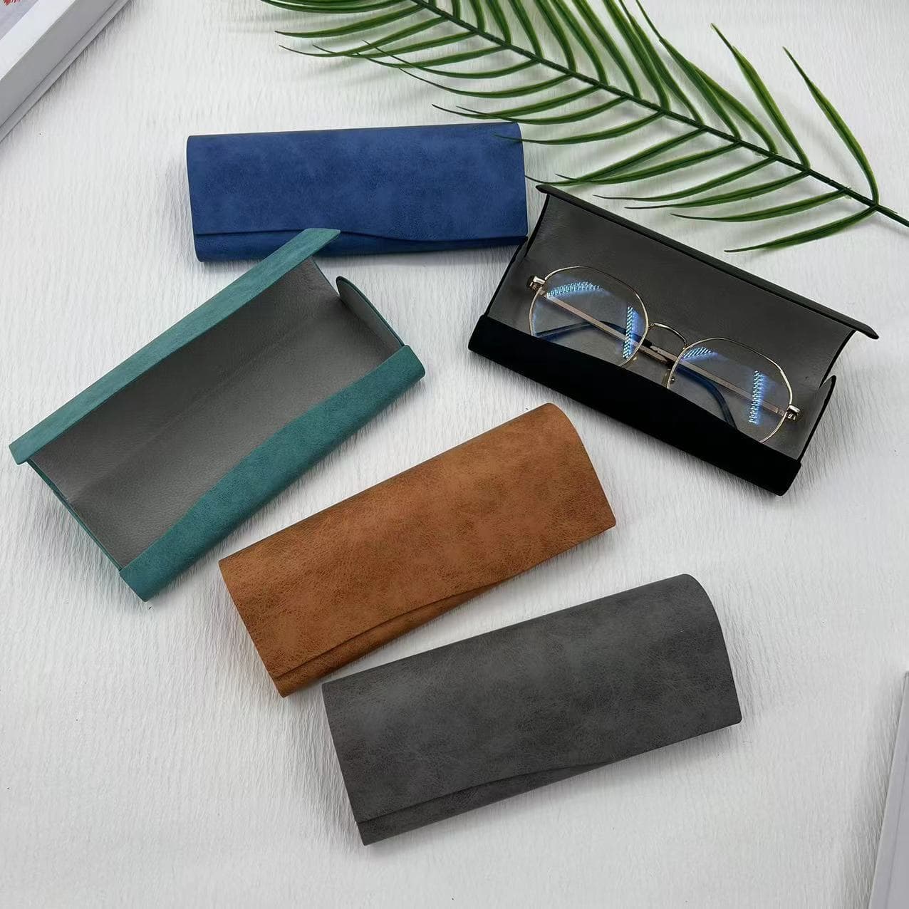 Customized logo for eyewear glasses cases thumbnail 2