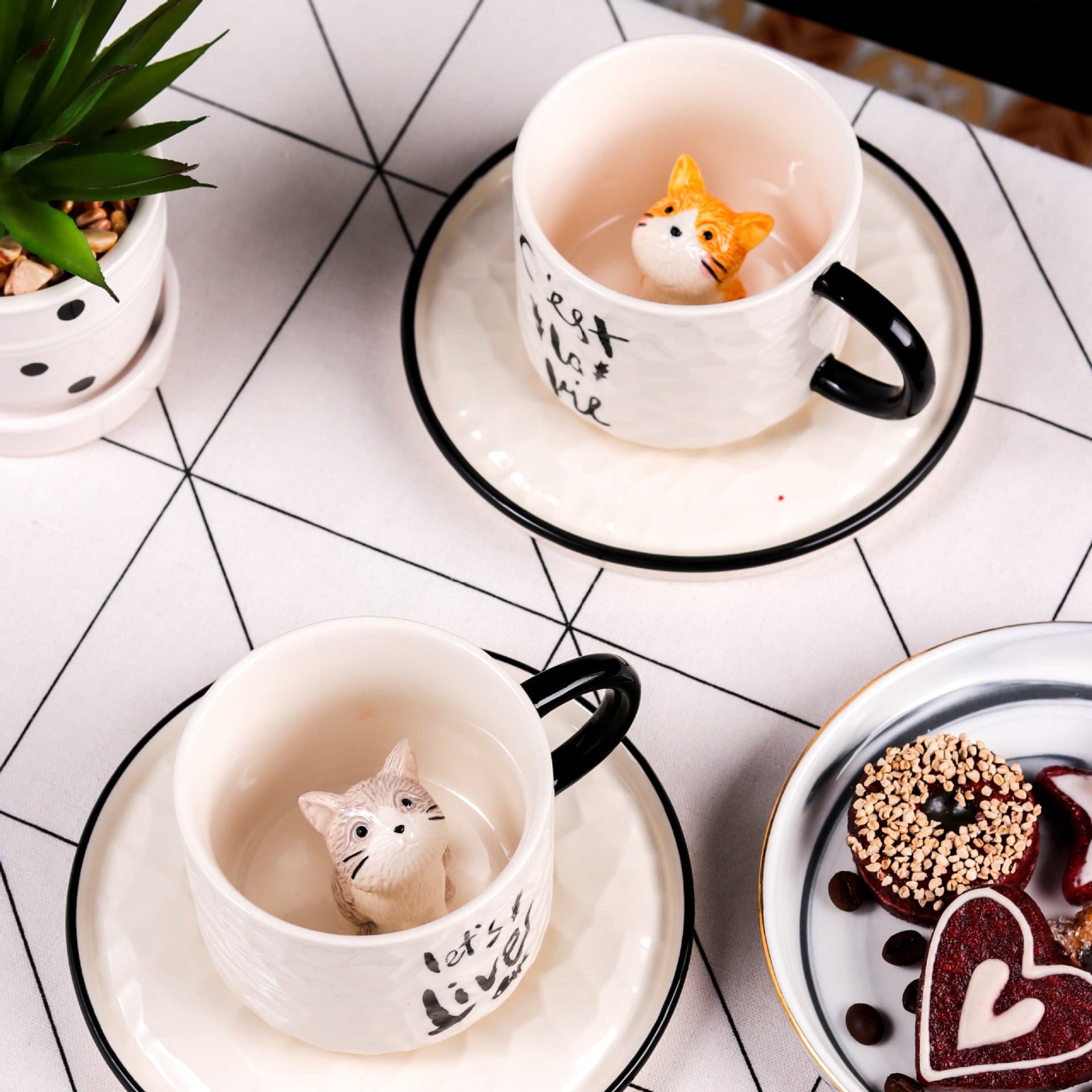 Cat Coffee Cup Set thumbnail 2
