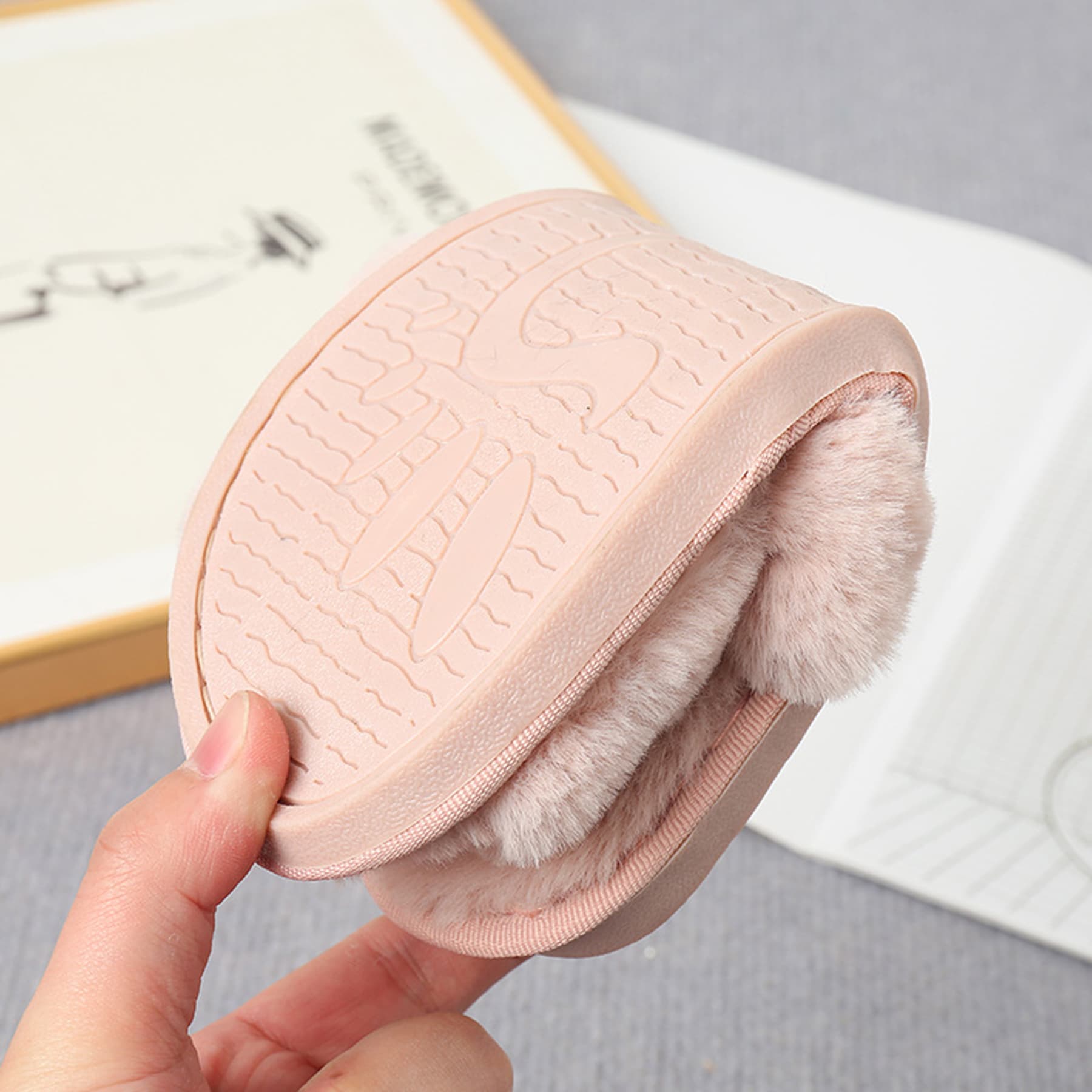 Women'S Cross Soft Plush Slippers thumbnail 8